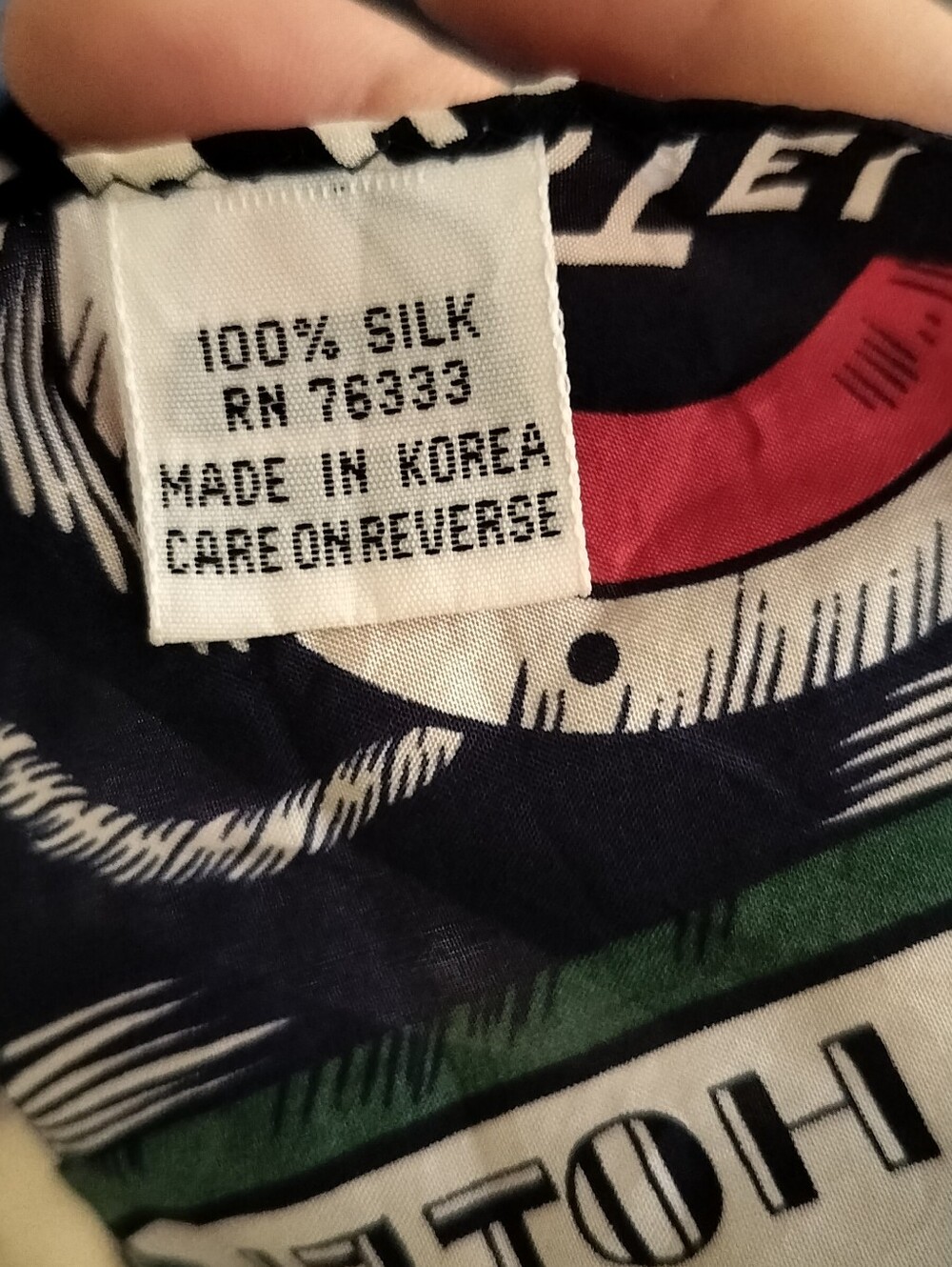Women's Graphic Pattern Black, Red & White Scarf - Unbranded - Picture 3 of 3